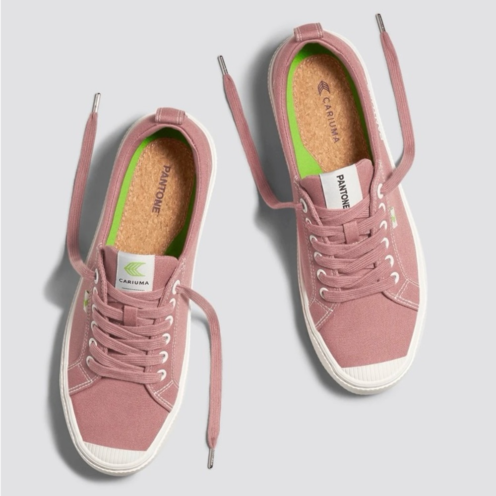 Cariuma + Pantone OCA Low Withered Rose Canvas Contrast Thread Sneaker - Picture 3 of 13